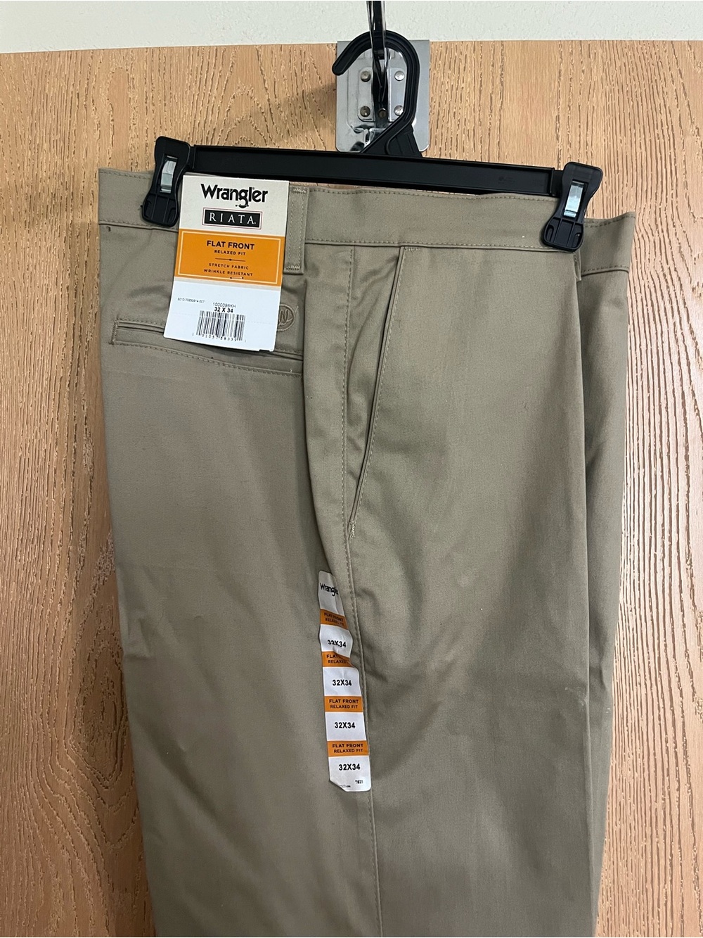 Wrangler Men's Flat Front Chinos in Khaki Tan